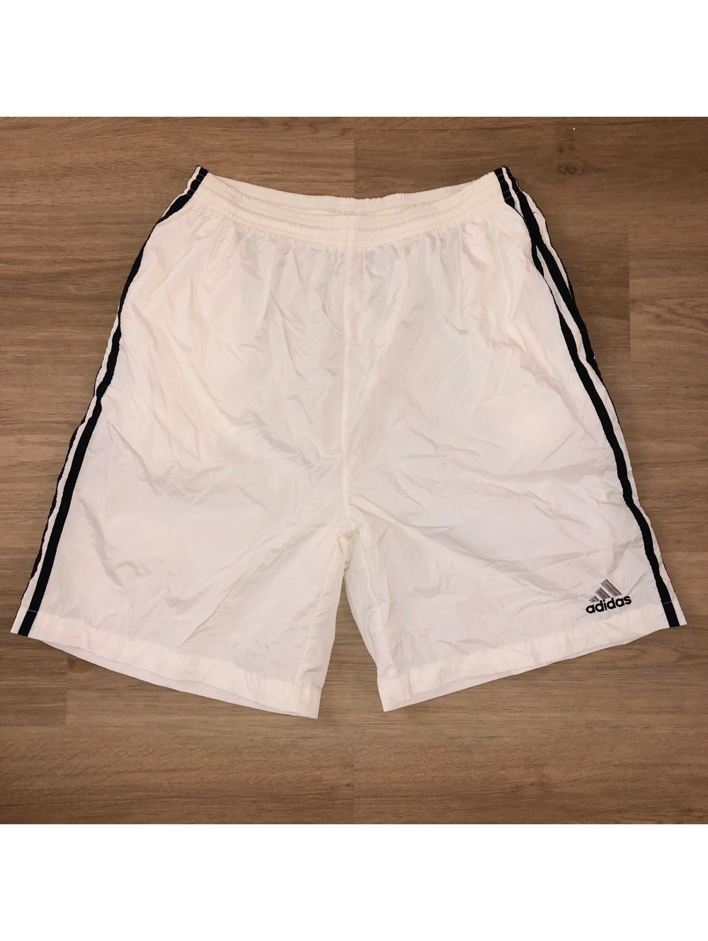 VINTAGE Y2K ADIDAS NYLON WINDBREAKER ATHLETIC SOCCER SHORTS WHITE BLACK MENS L